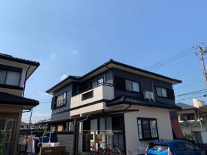 四日市市蒔田　シーリング打ち替え　屋根　壁　附帯塗装工事完了です。